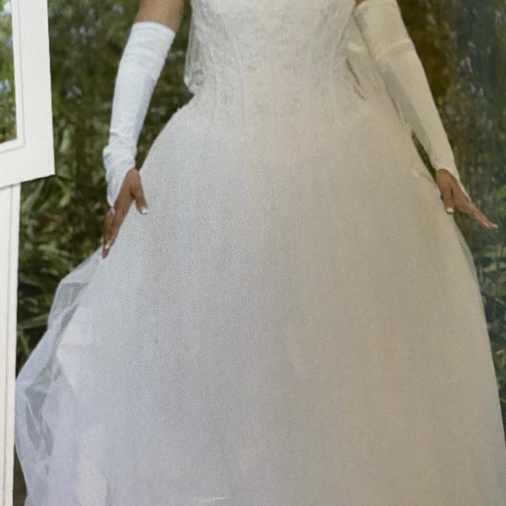 Gorgeous wedding dress